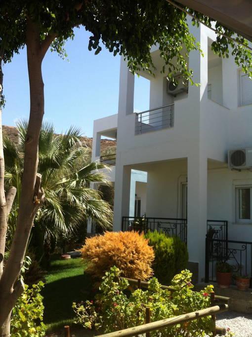 Korfes Apartments Kamilari Ngoại thất bức ảnh
